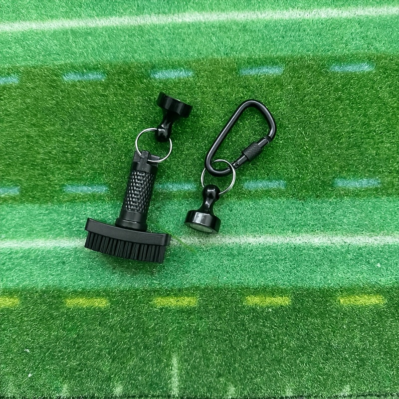 فرشاة تنظيف جاف للجولف الصغير  - مراجعة Golf Equipment Junior وسعره
